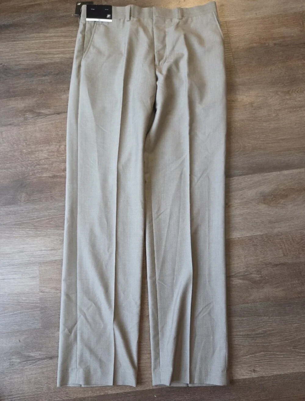 NWT J. Ferrar Tan/Beige Dress Pants Slacks Flat Front Size 34x34. Brand new